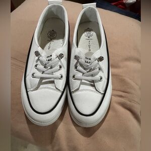 White and Black Casual Sneakers women